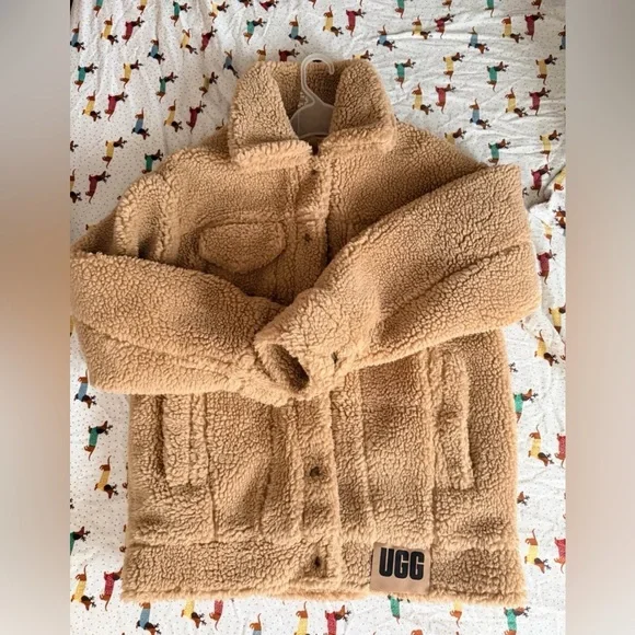 UGG Camel Sherpa Coat - Picture 1 of 1